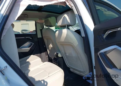 2022 Audi Q3 Premium Plus 45 Tfsi S Line Quattro Tiptronic z USA, uszkodzony, nr VIN WA1EECF37N1090169